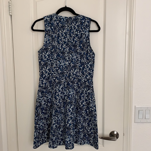 Gap fit and flair style mini dress - Picture 3 of 6